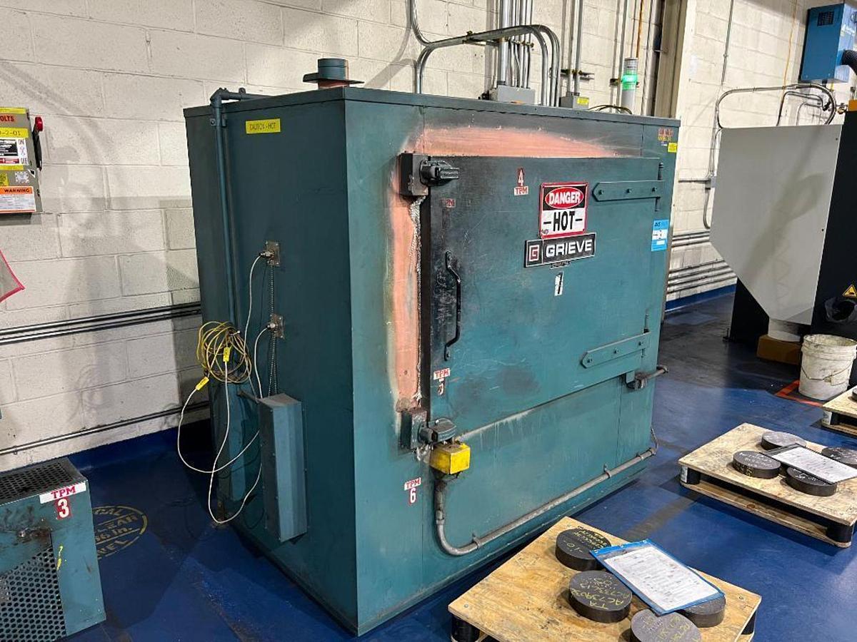 Used 38"W x 26"H x 20"L Grieve HX-1250 Cabinet Oven, 1250°F, Electric