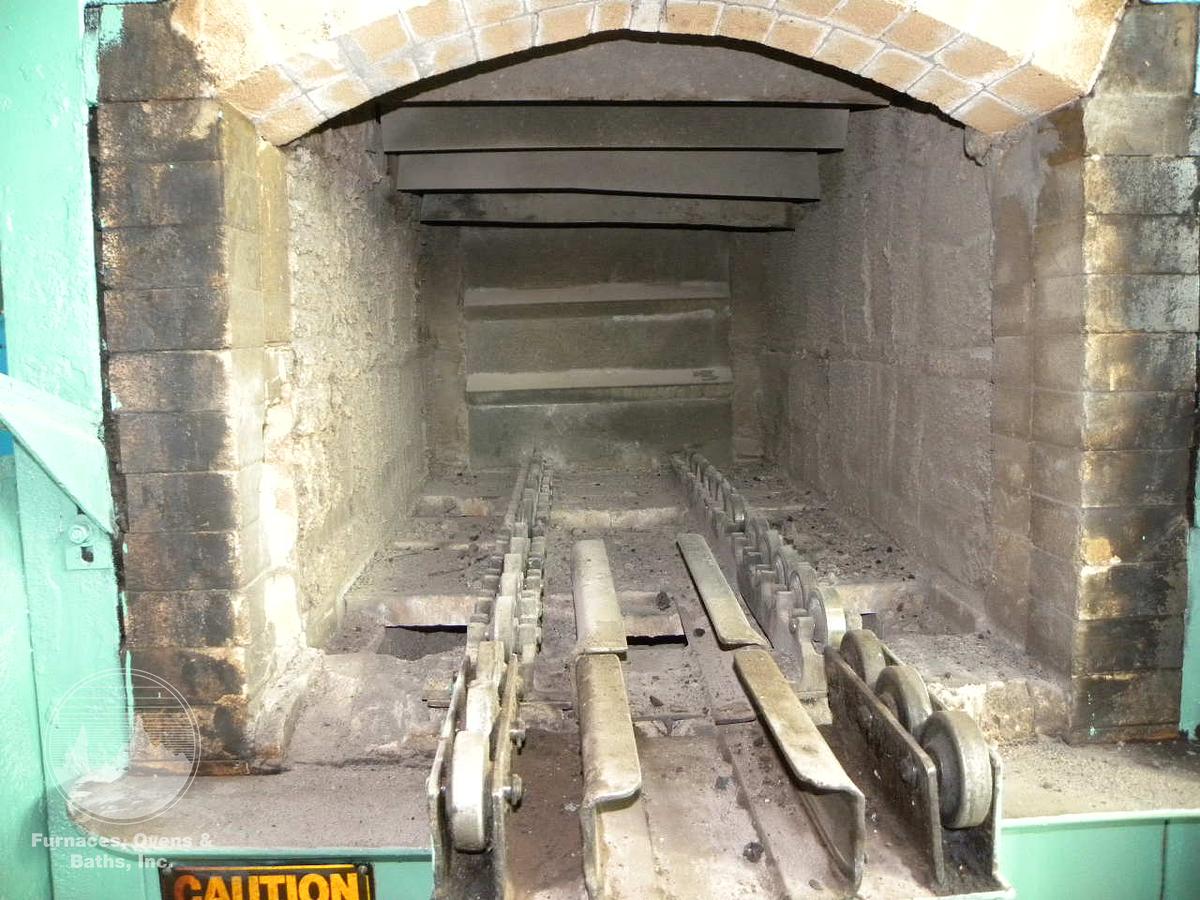 Used Surface Combustion 30"W x 20"H x 48"L, Gas Fired, 1250°F