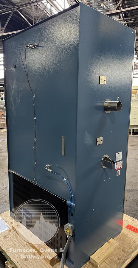 Used 25"W x 38"H x 20"L Blue M DC-336 Cabinet Oven, 650°F, Electric