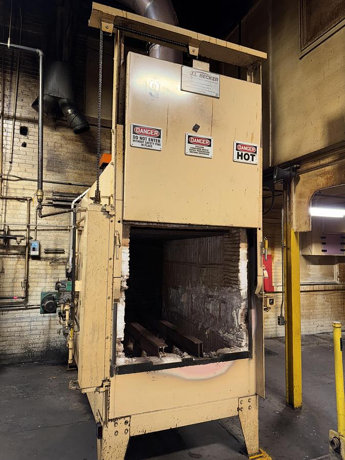 Used 36"W x 30"H x 72"L, Gasbarre, 1300°F, Gas Fired, Fiber Lined, 6000 Pound Capacity