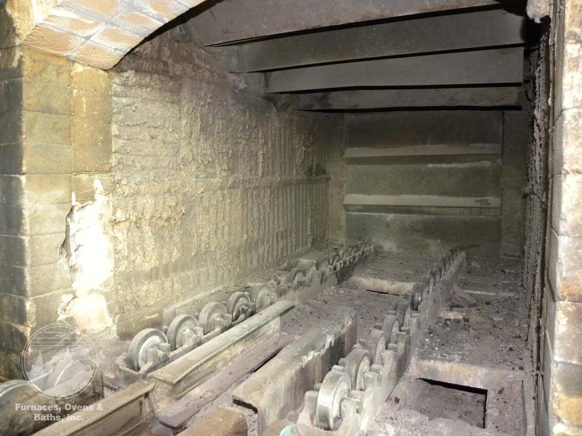 Used Surface Combustion 30"W x 20"H x 48"L, Gas Fired, 1250°F