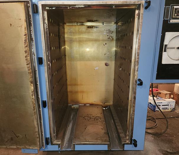 Used 36"W x 60"H x 48"L Blue M Truck Oven Model DC606RIG, 600°F, Electric