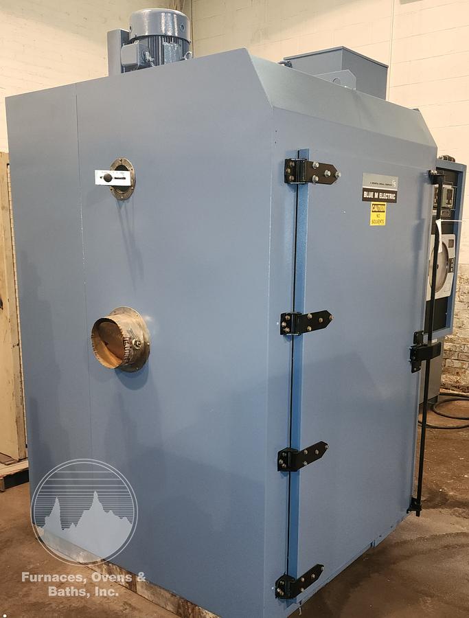 Used 36"W x 60"H x 48"L Blue M Truck Oven Model DC606RIG, 600°F, Electric