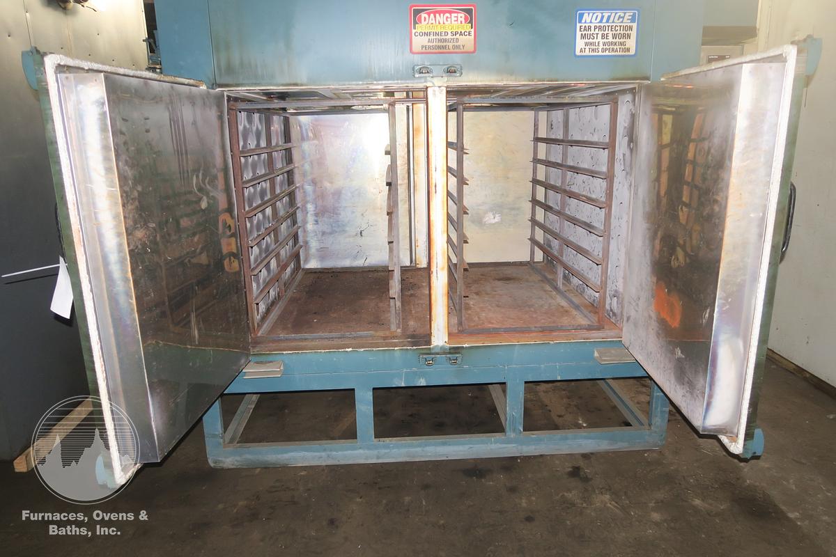Used 66"W x 42"H x 53"L, Grieve HC-500 Cabinet Oven, Gas Fired, Double Doors, Double Ended