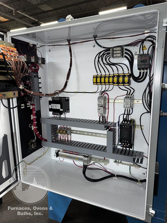 Used 48"W x 36"H x 36"L Wisconsin Cabinet Oven, 650°F, Electric, Vacuum Composite Cure