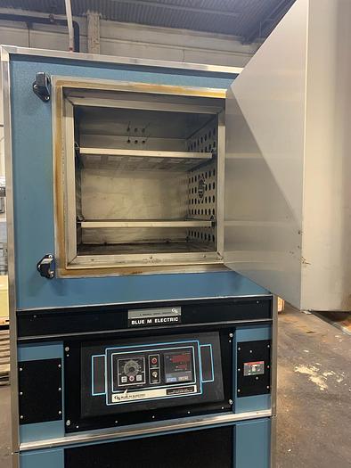 Used 20''W x 20"H x 18"L Blue M DC-206-C-ST350 Cabinet Oven, 350-C/662-F, 240V Single Phase