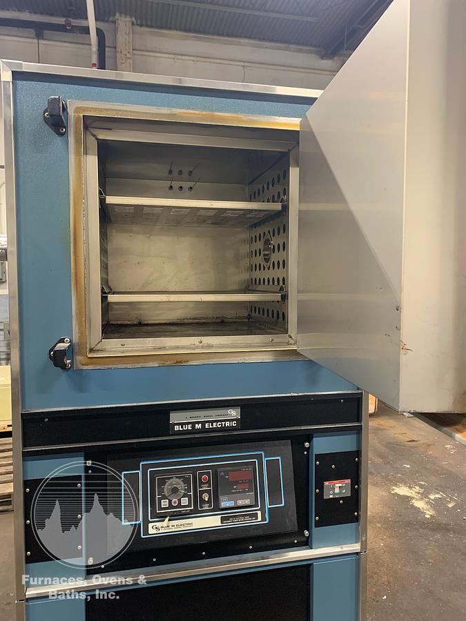 Used 20''W x 20"H x 18"L Blue M DC-206-C-ST350 Cabinet Oven, 350-C/662-F, 240V Single Phase