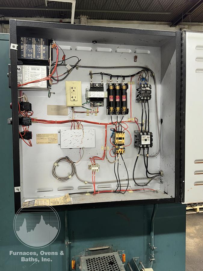 Used 38"W x 26"H x 20"L Grieve HX-1250 Cabinet Oven, 1250°F, Electric