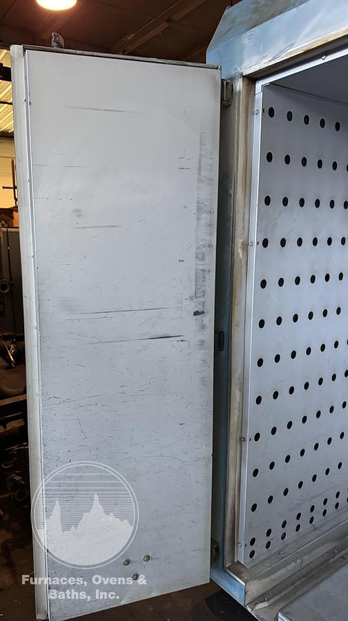 Used 48"W x 72"H x 48"L, Blue M DC-966 Batch/Truck Oven, 600°F