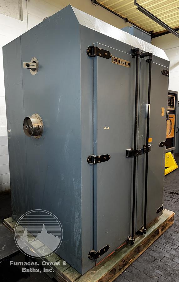 Used 48"W x 72"H x 48"L, Blue M DC-966 Cabinet Oven, 600°F, Stainless Interior