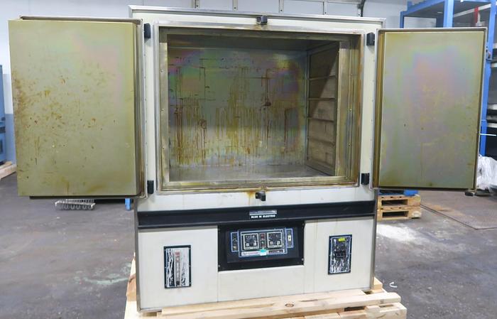 Used 43"W x 36"H x 24"L Blue M DCC-1406F, Inert Gas Clean Room Cabinet Oven, 662°F
