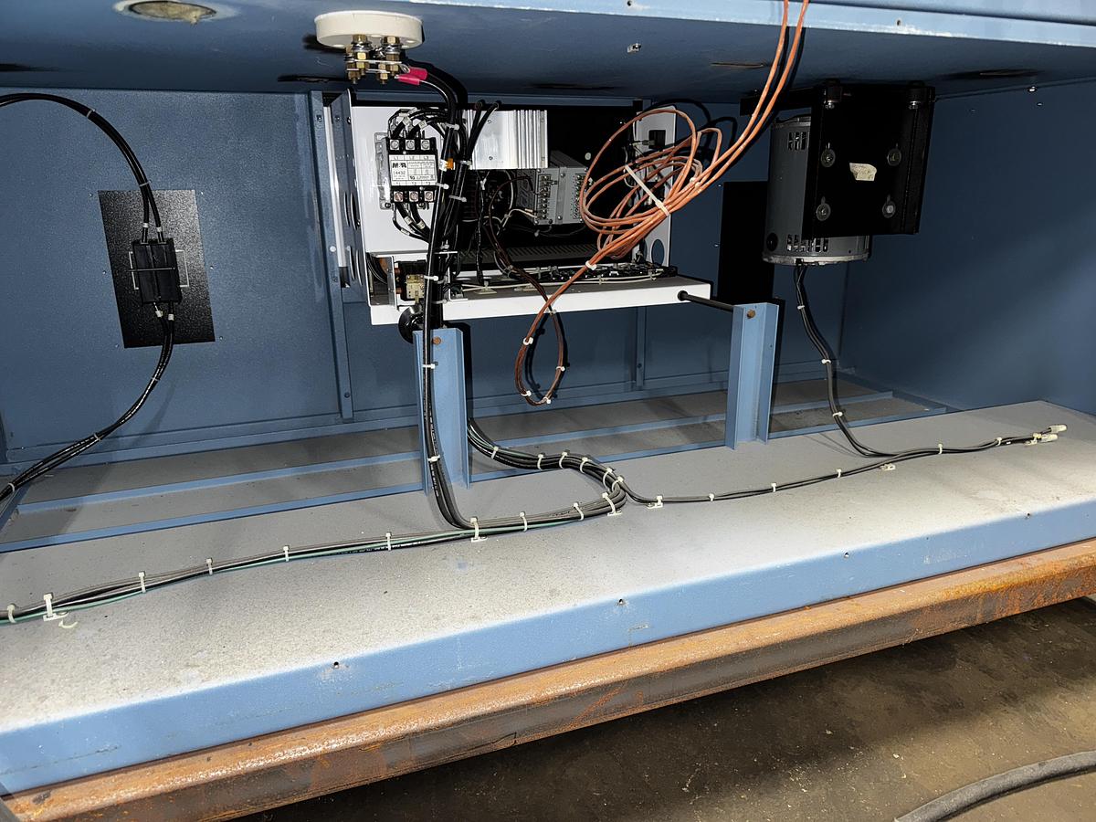 Used 48"W x 36"H x 24"L Blue M DC-1406 Cabinet Oven, 662°F, Electric, 240V, Single Phase