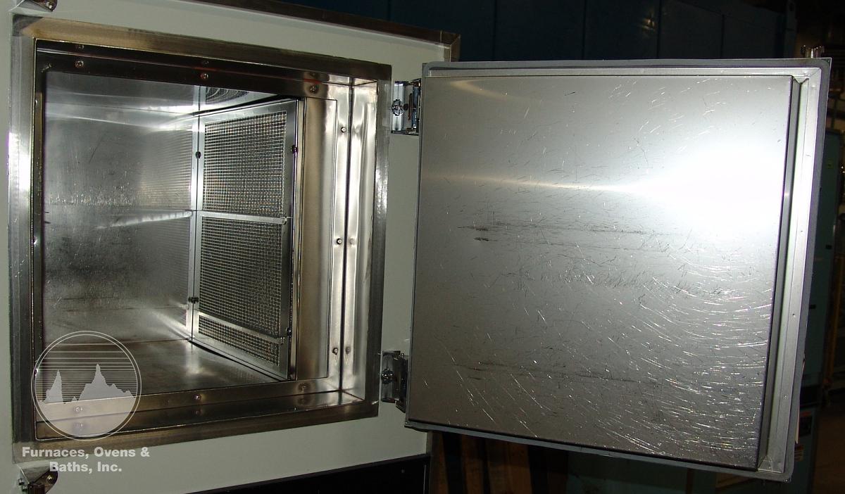 Used 16.5''W x 19.7"H x 18"L Blue M 206 Inert Gas Clean Room Cabinet Oven, 500°F, 208V Single Phase