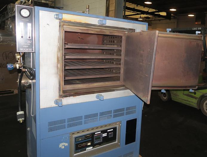 Used 25"W x 20"H x 20"L Blue M IGF-7780 Inert Gas Cabinet Oven, 1100°F