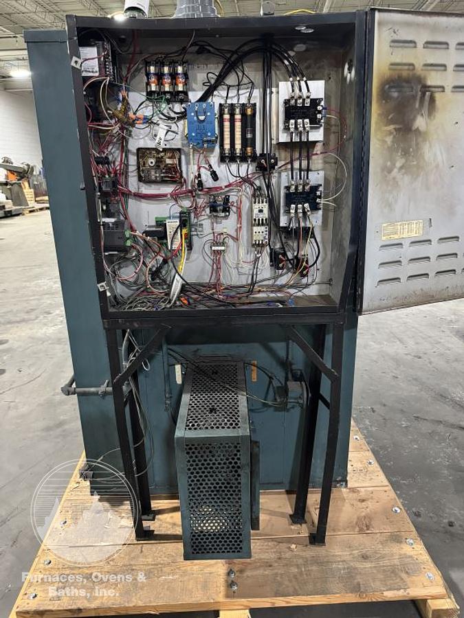 Used 38"W x 26"H x 20"L Grieve HX-1250 Cabinet Oven, 1250°F, Electric