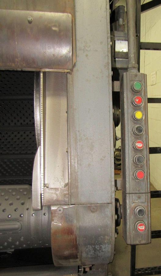 Used WHEELABRATOR WTB3 27" x 36" TUMBLAST CAPACITY 3 CU FT WITH LOADER