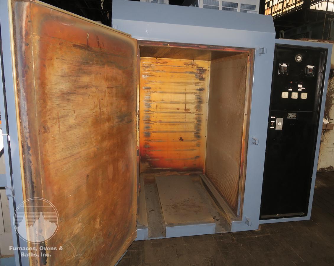 Used 36"W x 60"H x 48"L Blue M Truck Oven Model DC606RIEX, 600°F, Electric