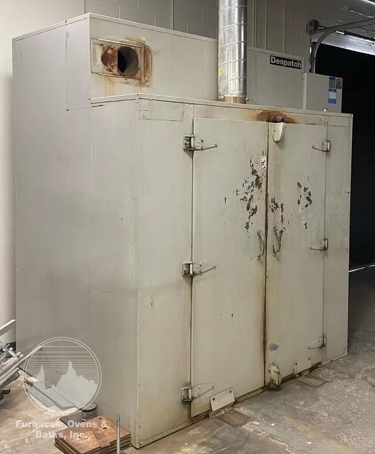 Used 48"W x 72"H x 52"L, Despatch Industries PWE3-10-1E, 850-F, Electric