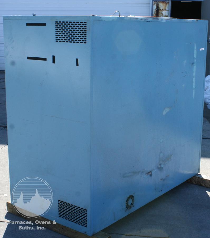 Used 25"W x 25"H x 25"L Despatch VRC1-90-1E Cabinet Oven, 500°F, Electric