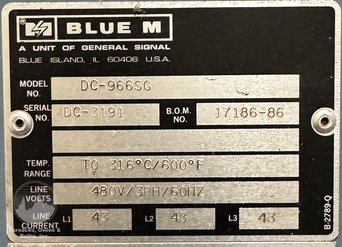 Used 48"W x 72"H x 48"L, Blue M DC-966 Cabinet Oven, 600°F, Stainless Interior