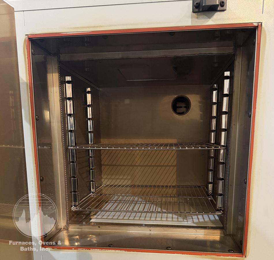 Used 20"W x 20"H x 18”L, Despatch Industries LFD1-42-1 Solvent Rated Cabinet Oven, 650°F, Electric, Single Phase