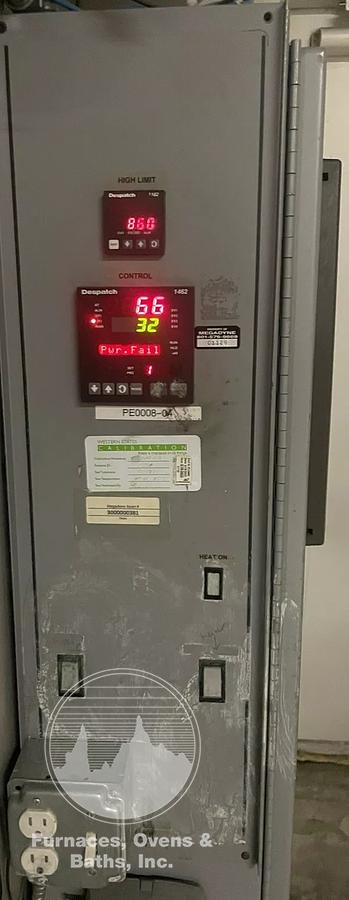 Used 48"W x 72"H x 52"L, Despatch Industries PWE3-10-1E, 850-F, Electric