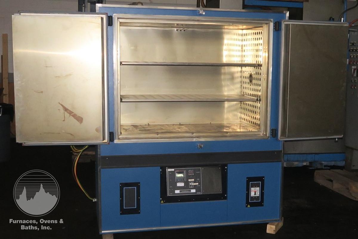Used 48"W x 36"H x 24"L Blue M DC-1406 Cabinet Oven, 662°F, Electric