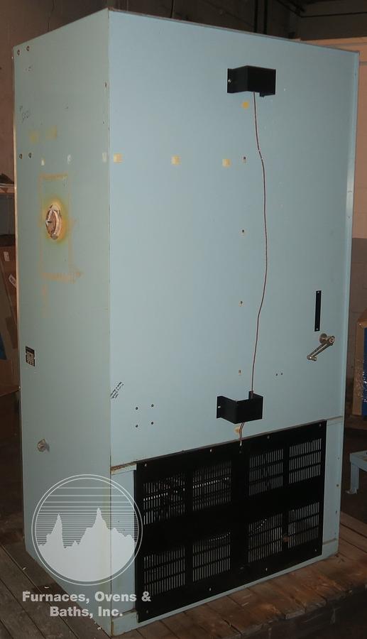 Used 25"W x 38"H x 20"L Blue M MP-336C-1 Cabinet Oven, 650°F, Electric