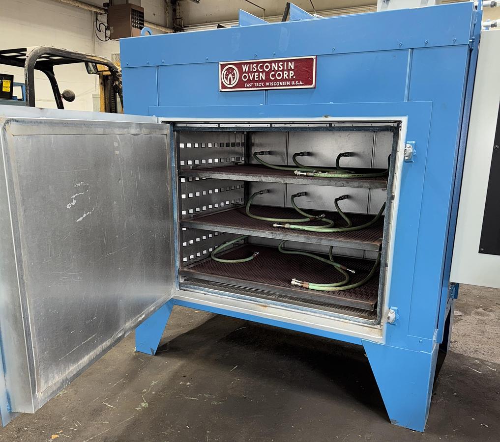 Used 48"W x 36"H x 36"L Wisconsin Cabinet Oven, 650°F, Electric, Vacuum Composite Cure