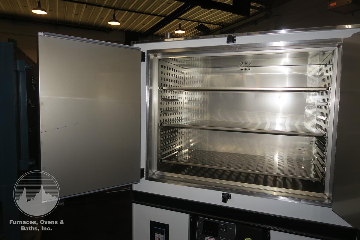 Used 48"W x 36"H x 24"L Blue M DCW-1406-E-F4T Cabinet Oven, 350°C/662°F, Electric