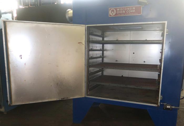 Used 48"W x 48"H x 36"L Wisconsin Cabinet Oven, 650°F, Electric