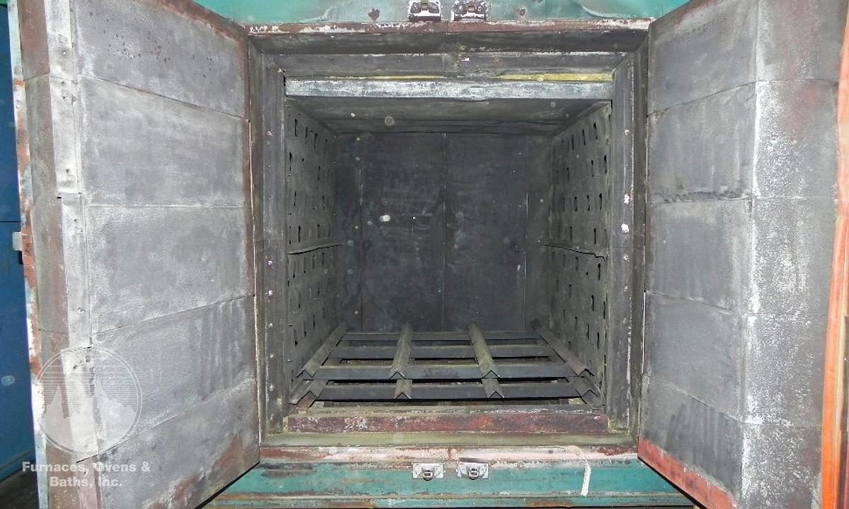 Used 50"W x 50"H x 50"L, Grieve HC-1250, Electric