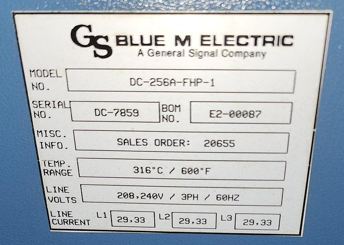 Used 25"W x 20"H x 20"L Blue M DC-256A-FHP-1 Class A Cabinet Oven, 600°F, Electric