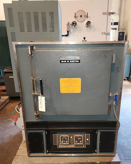 Used 25"W x 20"H x 20"L Blue M DC-256A-FHP-1 Class A Cabinet Oven, 600°F, Electric