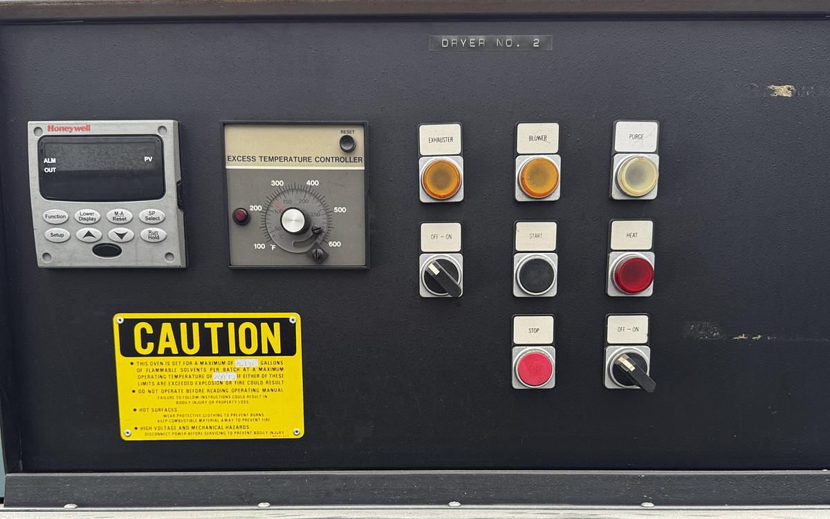 Used 24"W x 24"H x 24"Dp, Grieve AA-500 Solvent Rated Cabinet Oven, 500-F