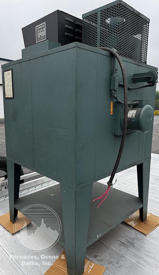 Used 24"W x 24"H x 24"Dp, Grieve AA-500 Solvent Rated Cabinet Oven, 500-F
