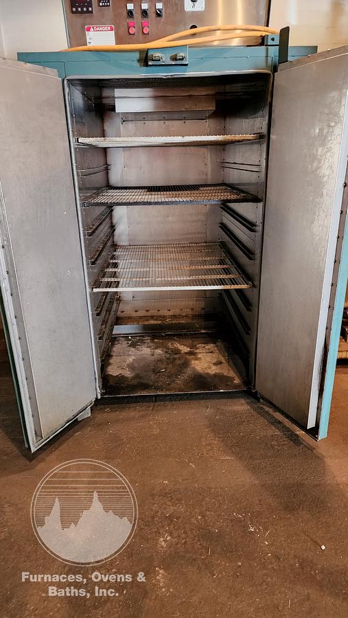 Used 36"W x 60"H x 48"L, Grieve, Electric Walk-In Oven, 350°F