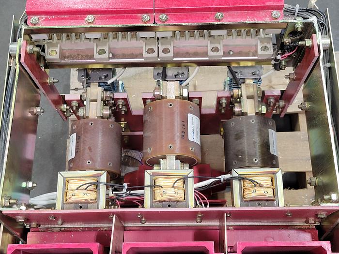 Used Eaton Cutler-Hammer DSLII-516 1600 Amp 3 Pole Low-Voltage Fused Power Circuit Breaker