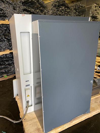 Used 2014 Struers Axitom Auomatic Cut-Off Saw