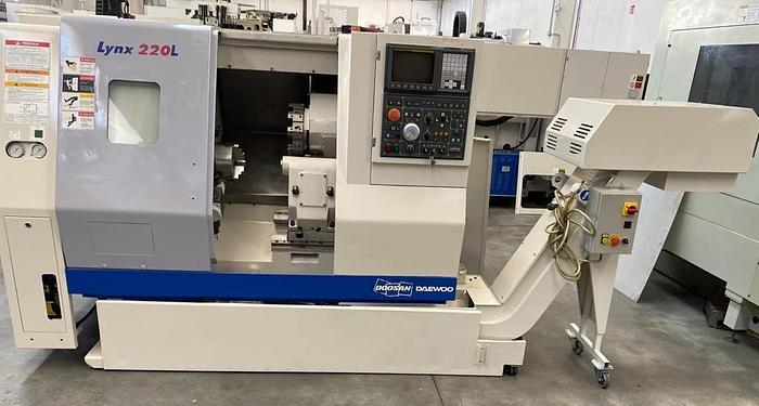 Ricondizionati 2005 Doosan Daewoo LYNX 220LC
