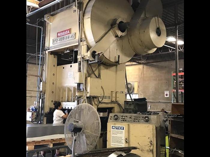 Used 400 TON NIAGARA SSDC PRESS
