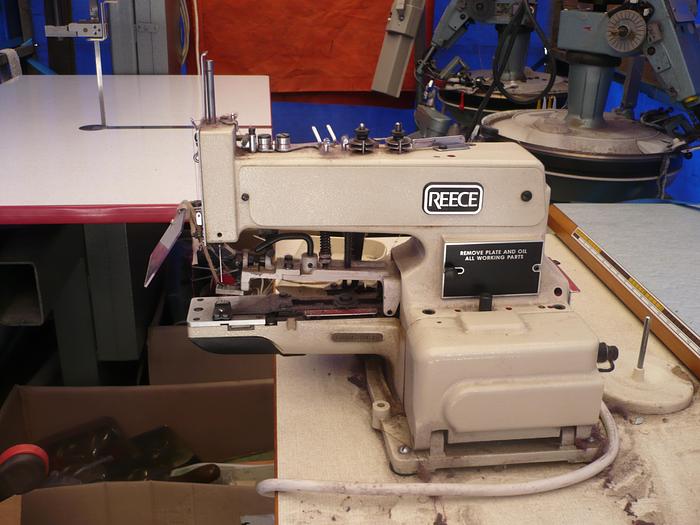 Gebraucht Knopfannähmaschine REECE CB-25396 R 2-4 Loch, Ösen
