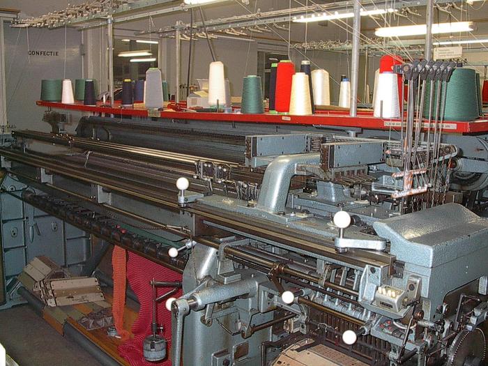 Gebraucht Links-Links Flachstrickmaschine STOLL LIFADO/C E10/170