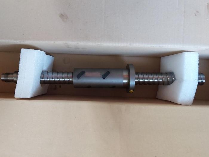Präzisions Kugelrollenspindel für CNC, D 40mm, Steigung 15mm, Weg 400mm, ,  neu