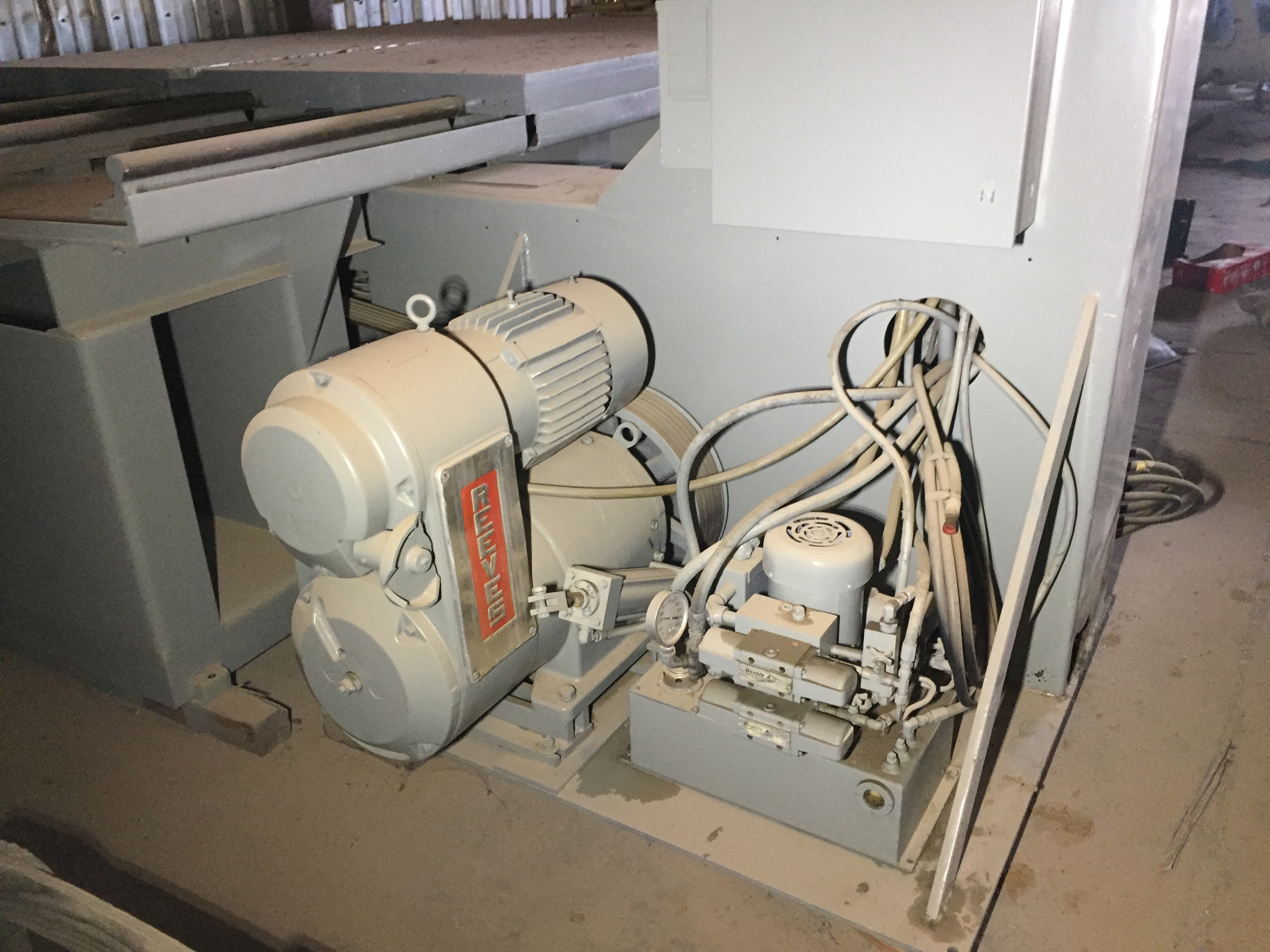 Used 60" Tannewitz Vert. Band Saw