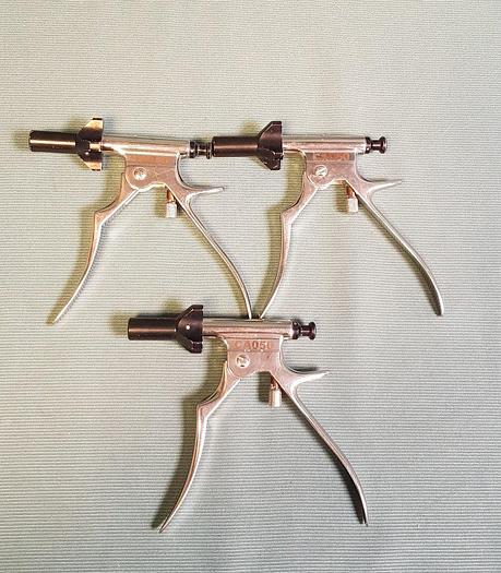 D'occasion Applied Medical CA050 Wiederverwendbar Clip Applikator Griff /Chirurgisch Messer