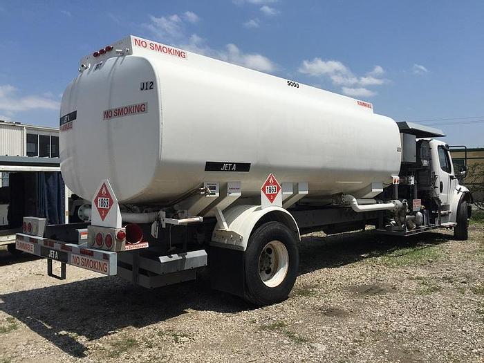 Used Unit #: 17451 - 2006 Freightliner chassis, Mercedes diesel engine