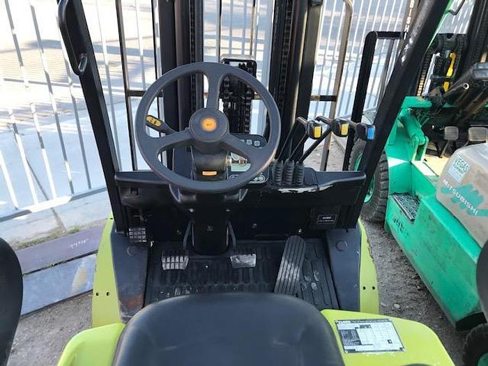 Used 2012 Clark C25L