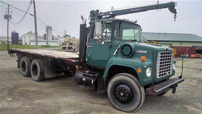 Used 1987 Ford LNT9000 Truck & Crane