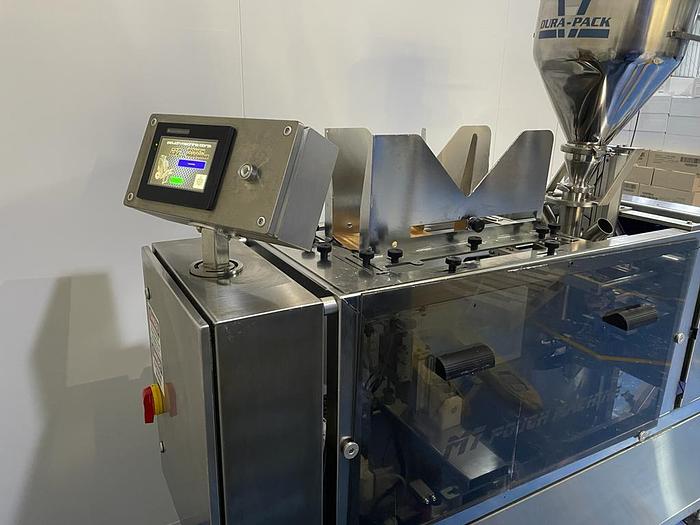 Used POUCH PACKING MACHINE